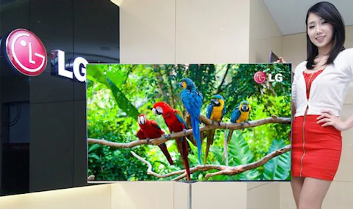 LG toont eerste 55-inch OLED 3D-tv-16324876