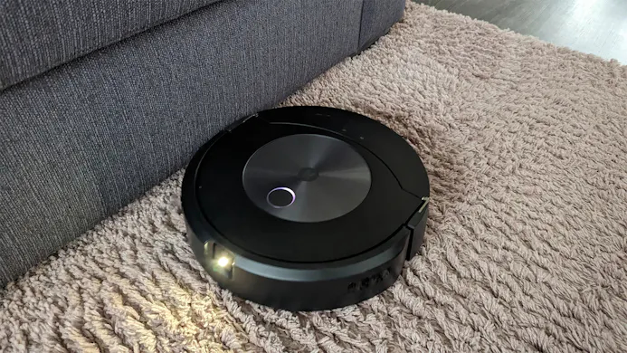 Een Roomba-robotstofzuiger. Foto: Wesley Akkerman / ID.nl