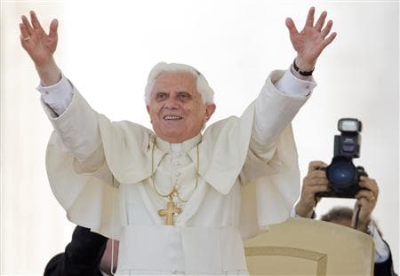 Paus gaat online om beter Katholieke jeugd te bereiken