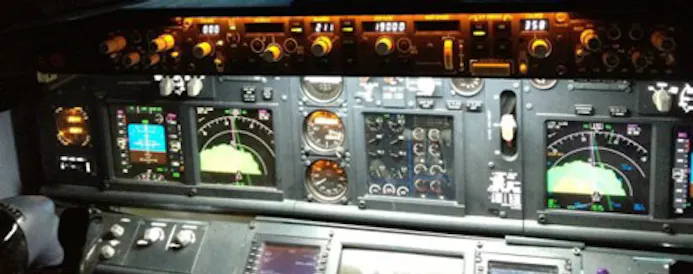 Boeing 737-cockpit in de kinderkamer-16252296