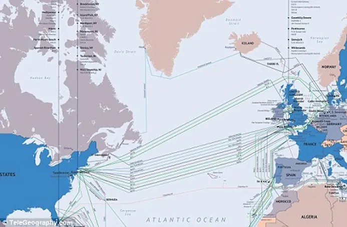 Bekijk deze prachtige interactieve kaart van alle internetverbindingen ter wereld-16253168