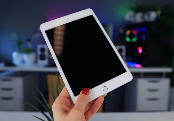 iPad Mini (2019) - Vernieuwde tablet in oubollig jasje-18707359