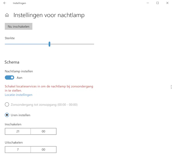 De Windows 10 Nachtlamp is ook zo in te stellen dat ie automatisch omschakelt.