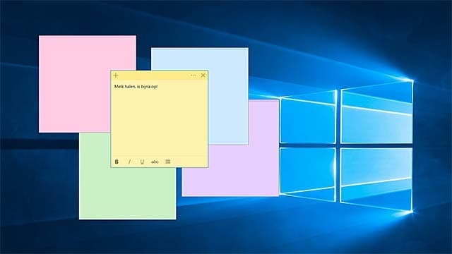 Plak je scherm vol Sticky Notes in Windows 10