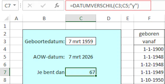 Datumverschil geeft het verschil tussen de beide data aan, in hele jaren of maanden.