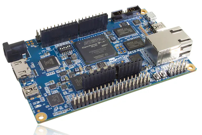 03 De Terasic DE10-Nano development kit met Cyclone V FPGA heeft een veel lager prijskaartje van ongeveer 110 euro.