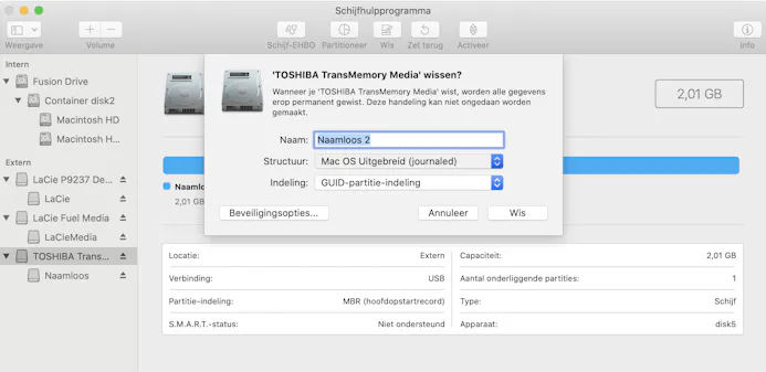 In macOS moet je de schijf eerst formatteren, zodat je daarop later de gegevens kunt plaatsen die versleuteld moeten blijven.