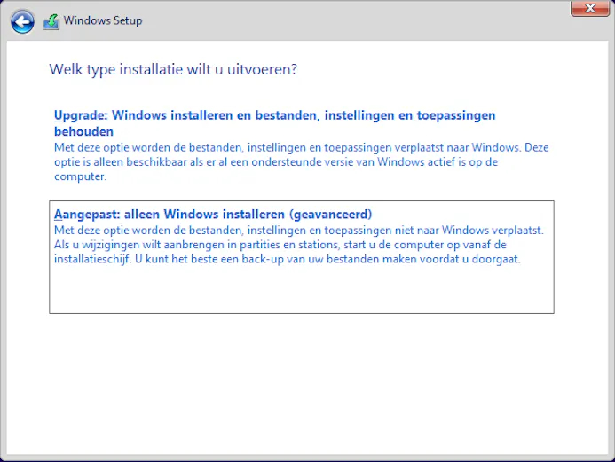Kies hier voor de tweede optie als je een schone installatie van Windows 11 wil uitvoeren.
