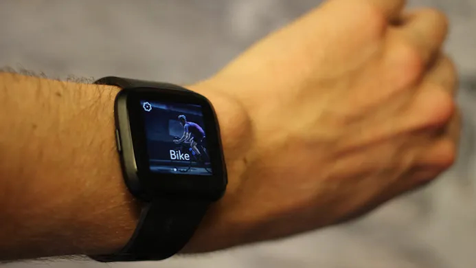 Fitbit Versa, wearable, smartwatch