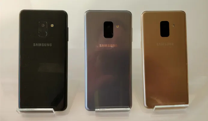 De Samsung Galaxy A8 (2018) is in drie verschillende kleuren verkrijgbaar