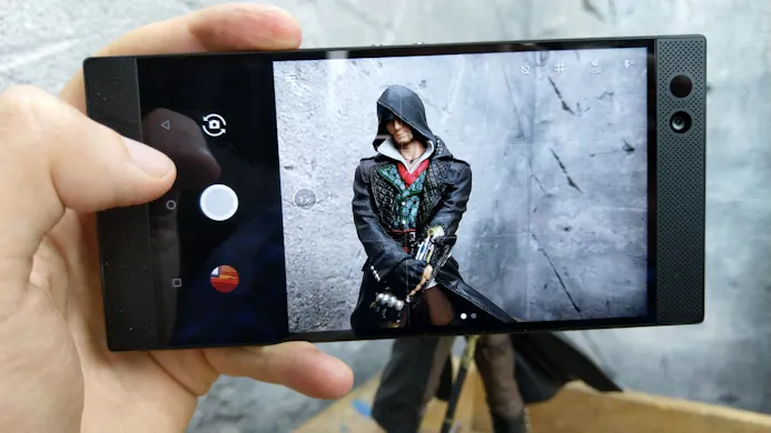 Razer Phone. smartphone, android