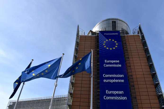 De wetten DMA en DSA worden besproken door de Europese Commissie.