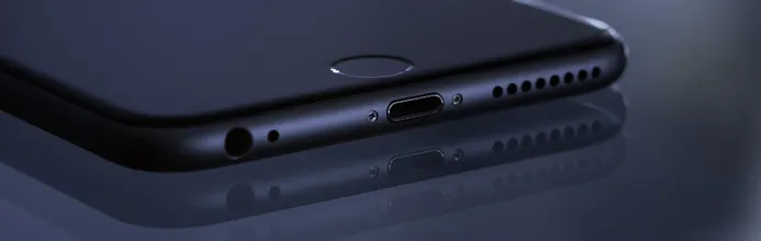 Op de iPhone 6 is de vingerafdrukscanner nog als knop in het scherm verwerkt.