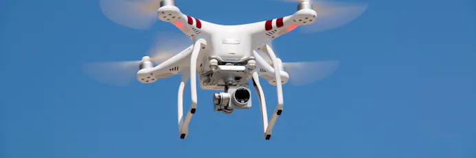 vliegen drone camera