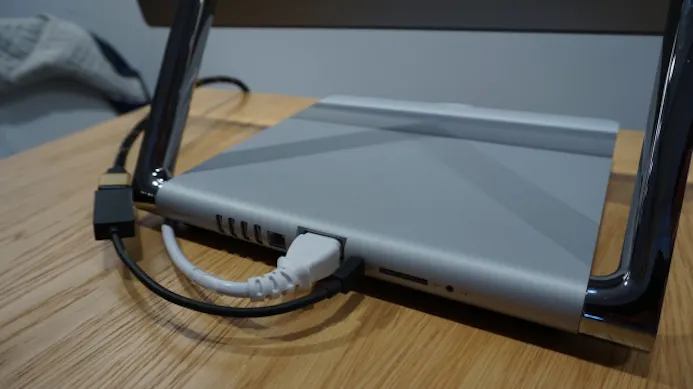 Er ontbreekt één aansluiting op de Surface Studio: USB-C.