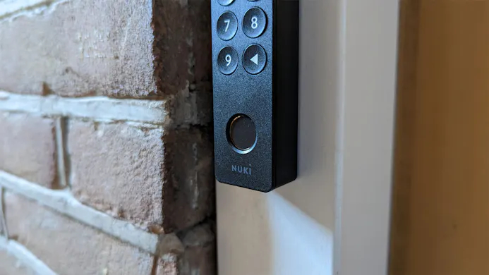 Nuki Keypad 2.0 – slim deurslot met vingerafdrukscanner-24691275