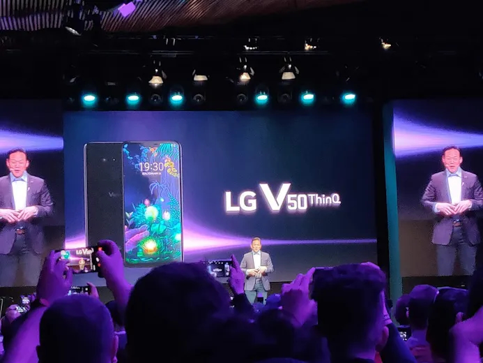 Onder grote belangstelling presenteerde LG zijn eerste 5G-smartphone
