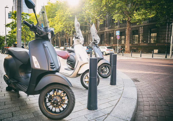 Scooters in Rotterdam