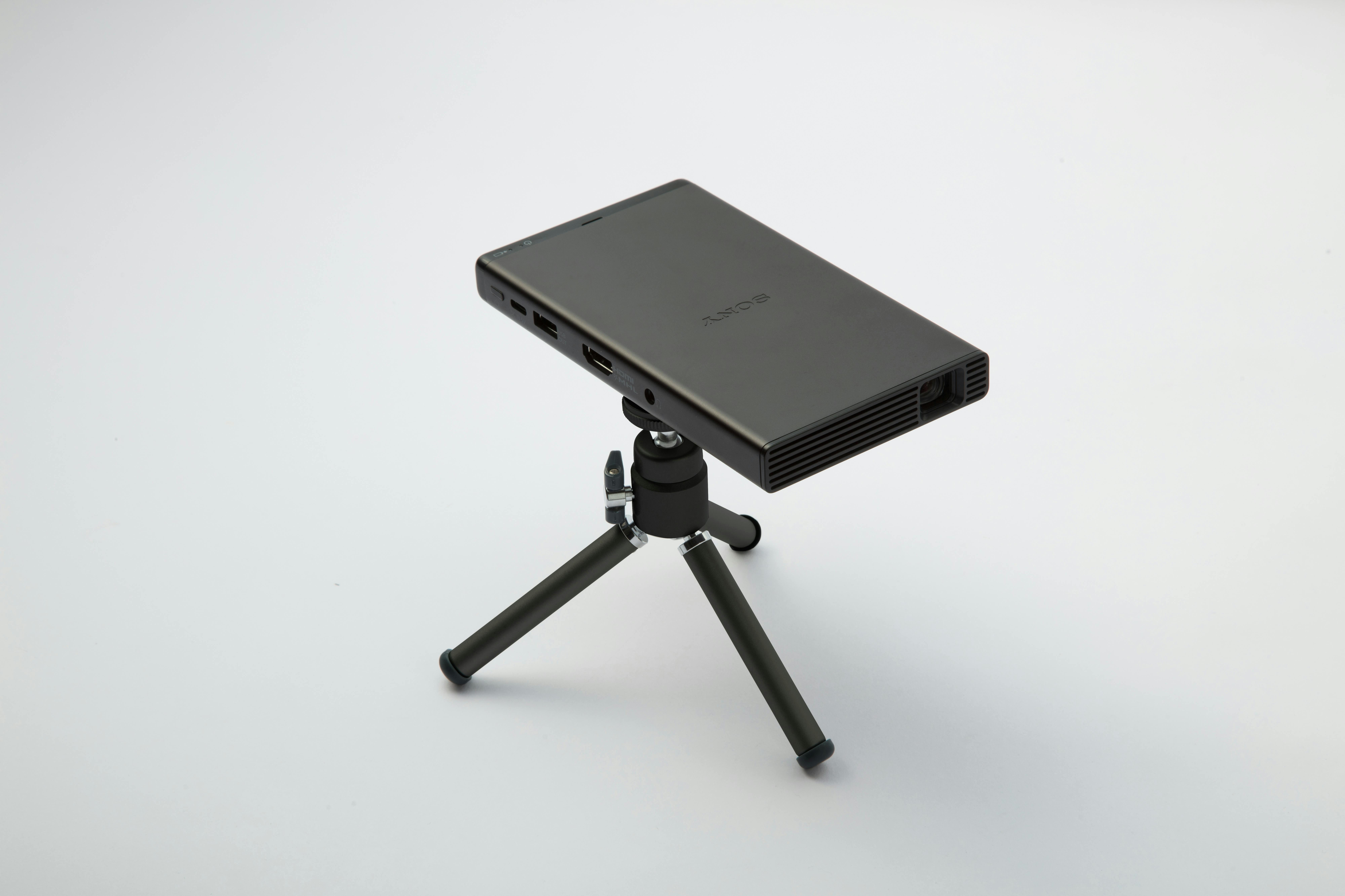 Review: Sony MP-CD1 Mobile Projector