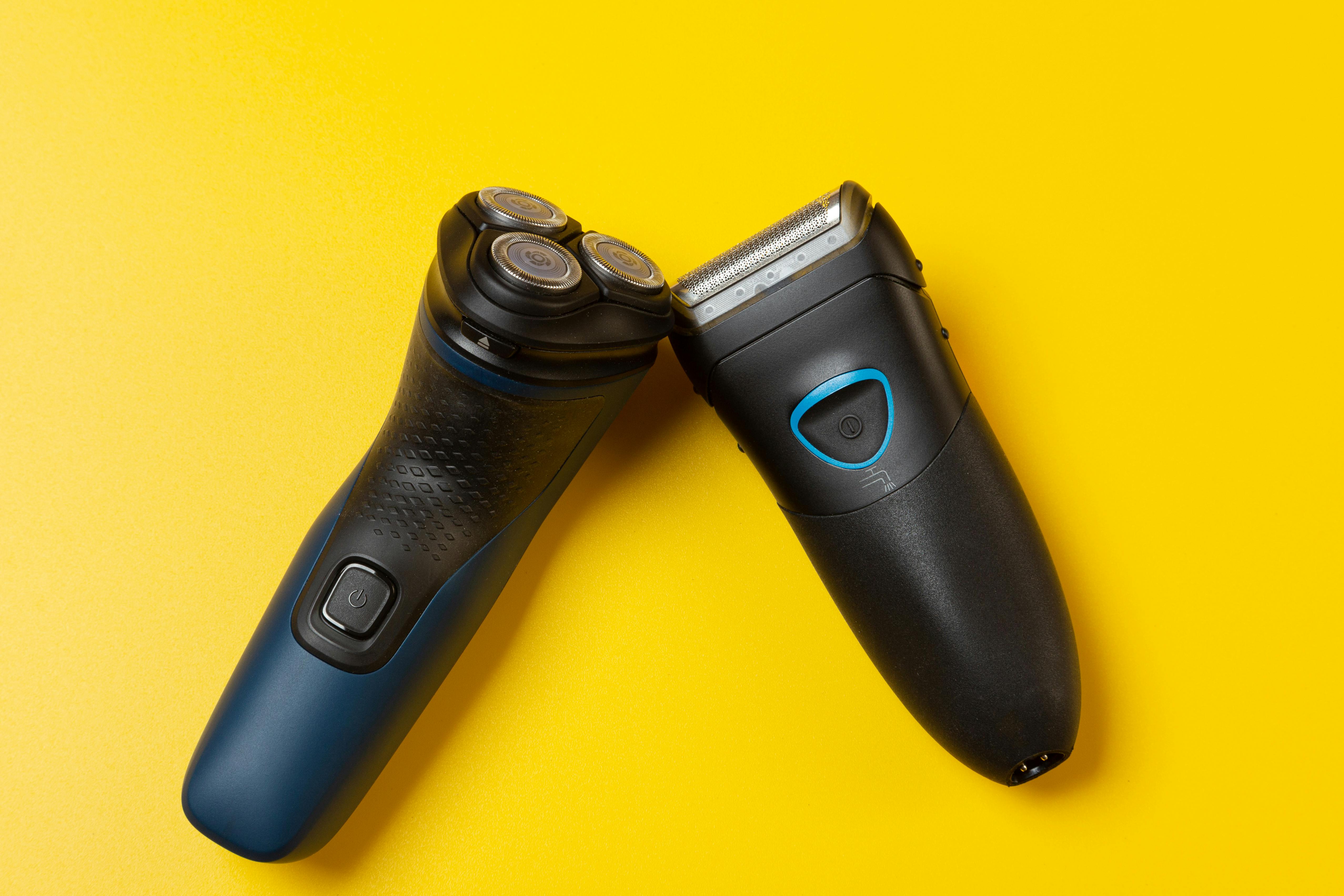 scheerapparaat met roterende koppen en scheerapparaat folie