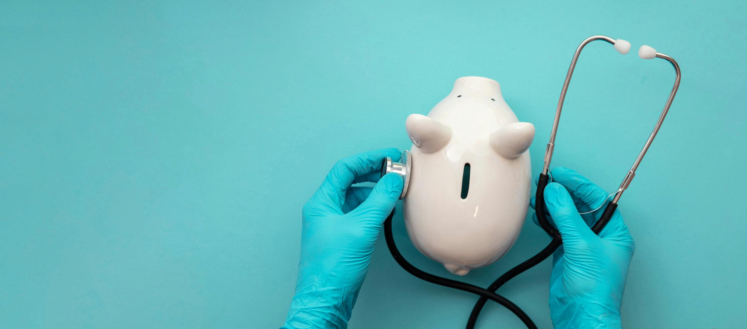 spaarvarken met stethoscoop