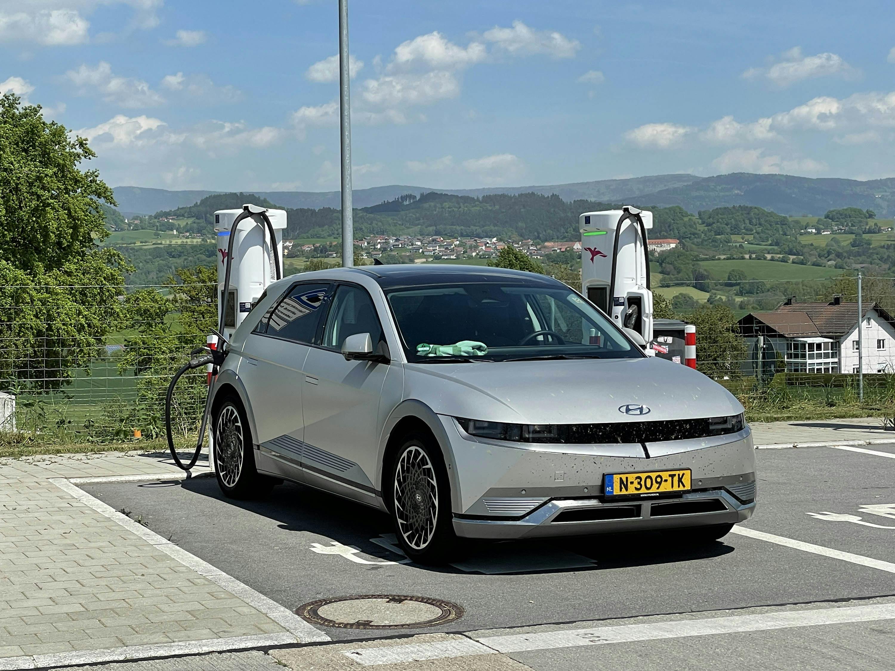 Elektrisch op reis: tips voor een succesvolle roadtrip met je EV