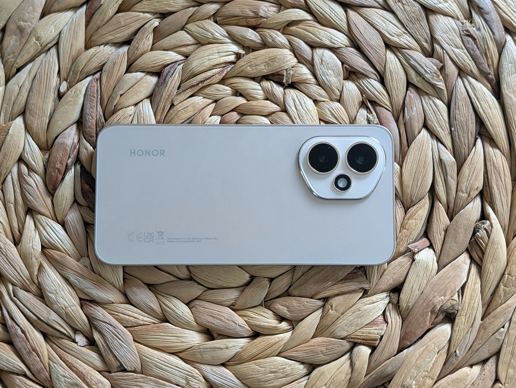 Honor 400 review – Boeiende midranger