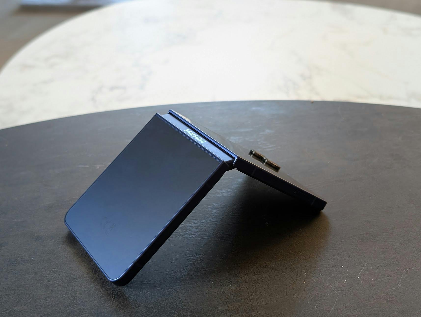 Review Samsung Galaxy Z Flip 7 – Klaptelefoon maakt inhaalslag