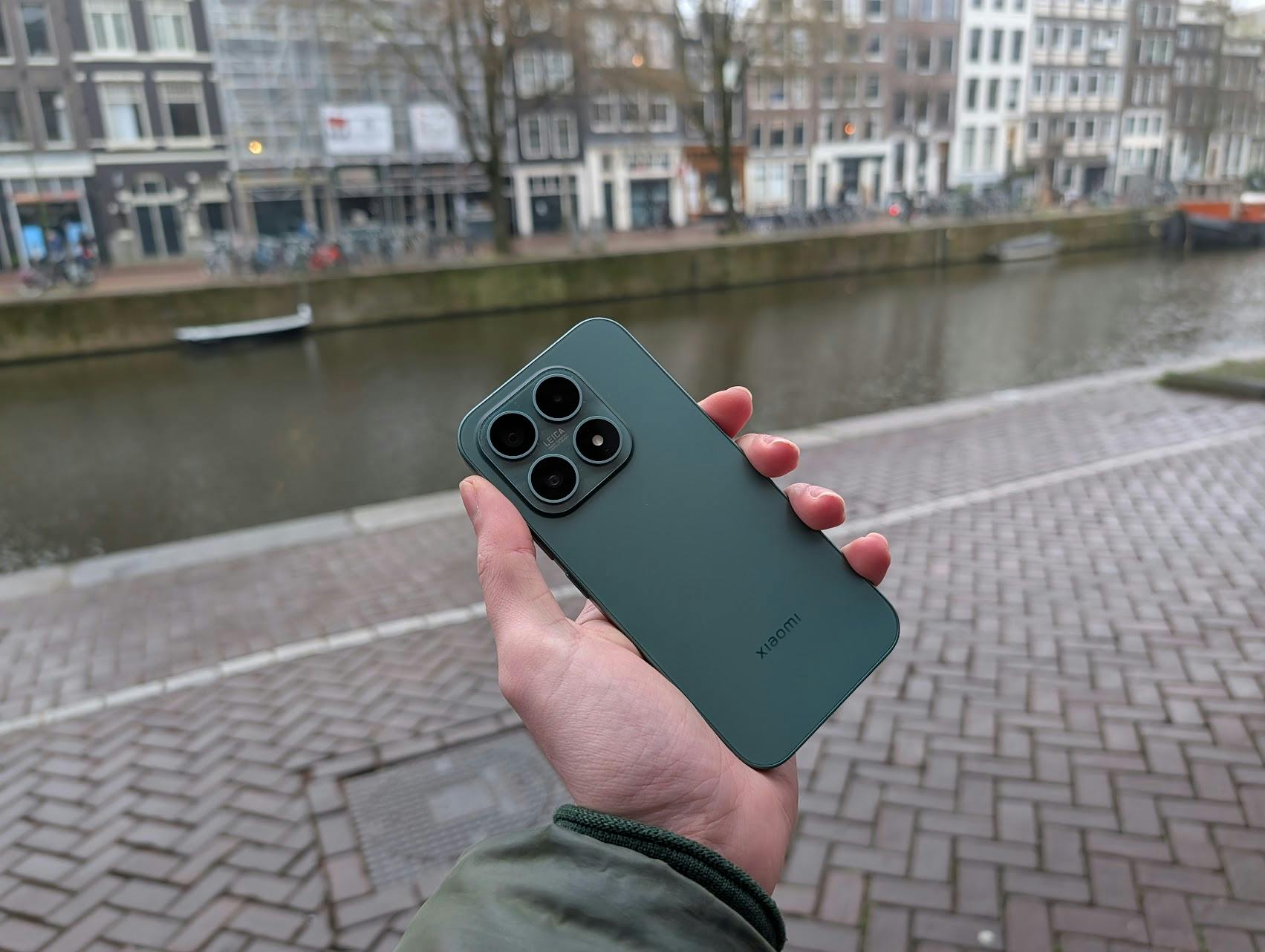 Review Xiaomi 17 – Sterke concurrent van Samsung Galaxy S26