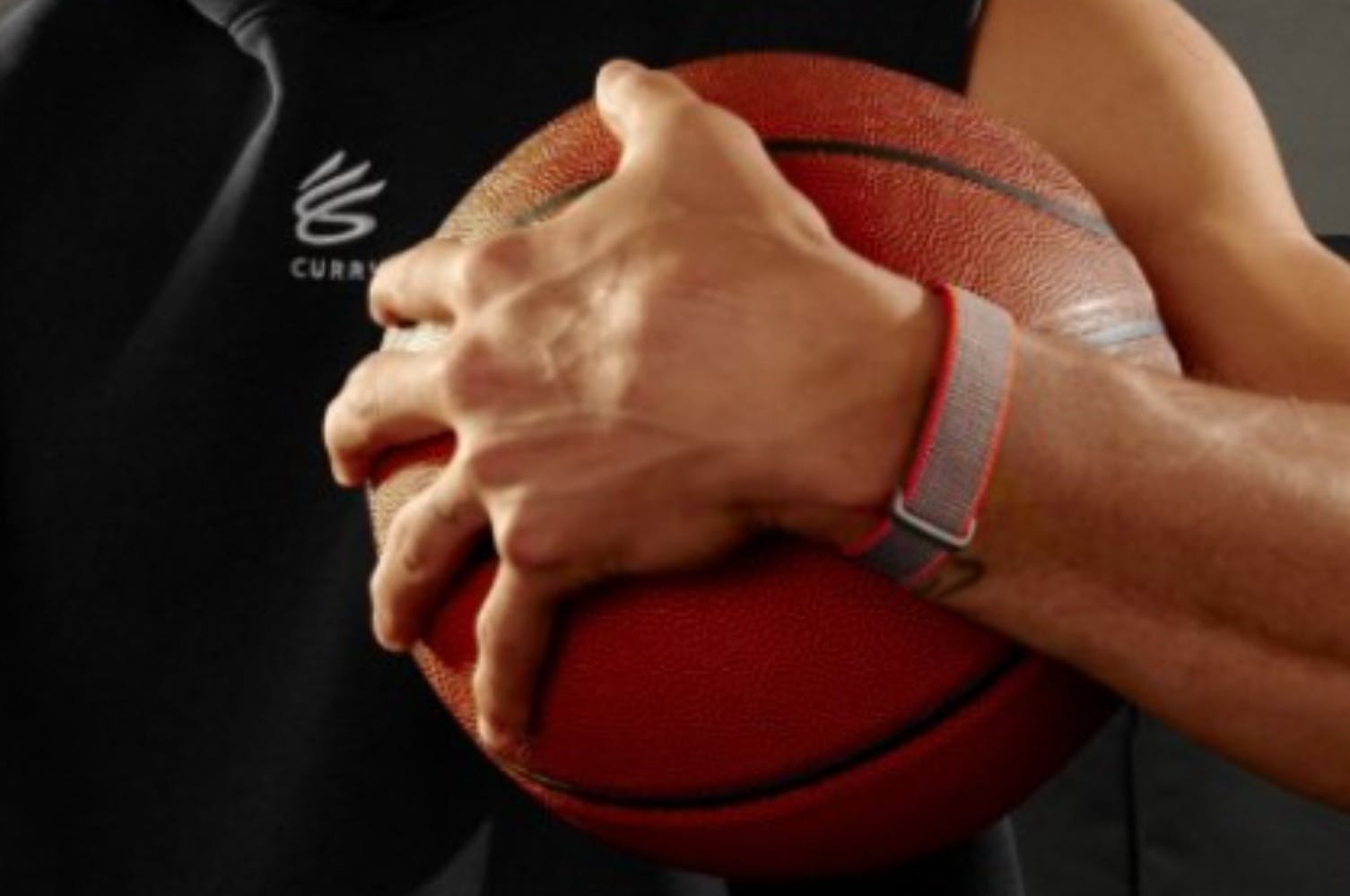 Google hint naar schermloze Fitbit